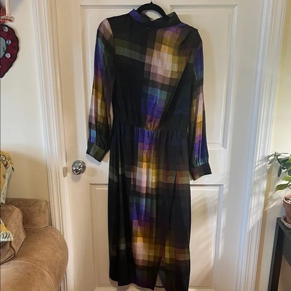 Long Sleeve Plaid Maxi Dress in Multicolor - Picture 5 of 6
